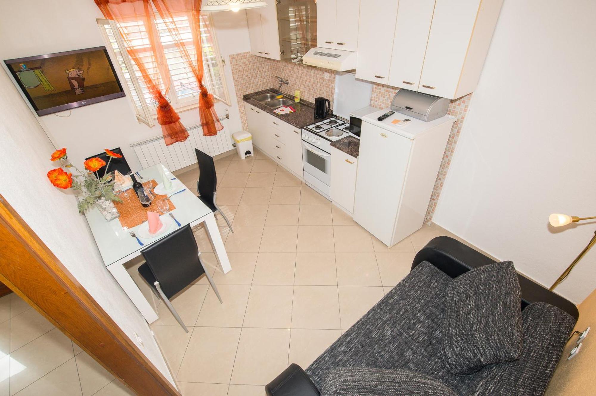 Apartments Marieta Макарска Стая снимка
